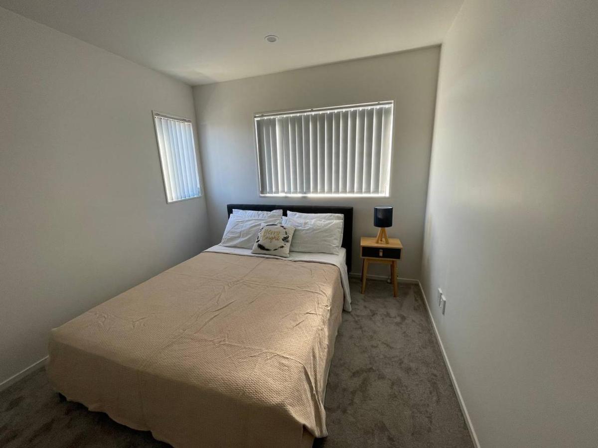 4 Bedroom Home Fully Furnished In Papakura, Auckland Extérieur photo